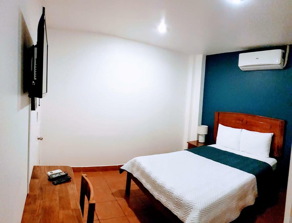 Park View - Airport & City Hotel 알라후엘라 외부 사진